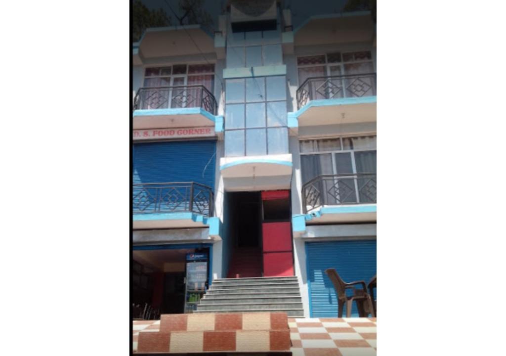 Mountain Facing Rooms in Shimla photo
