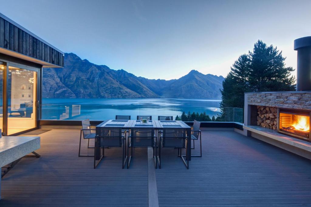 Altitude Luxury photo