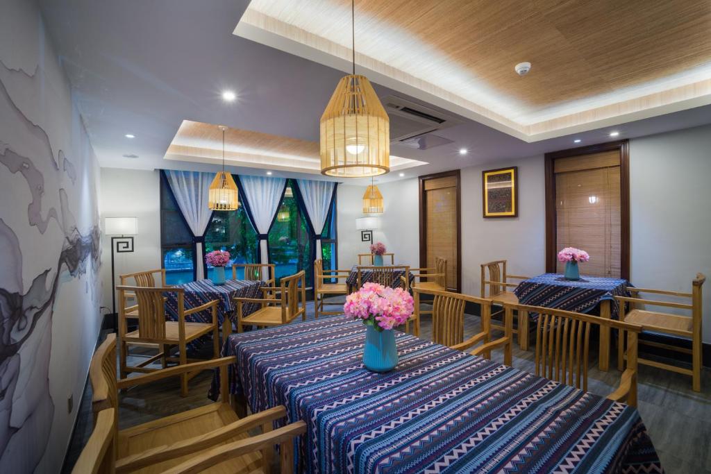 Bar/lounge