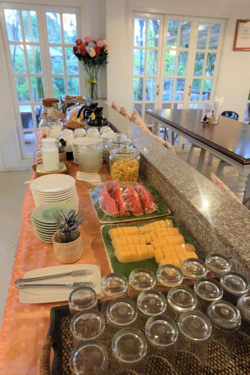 อาหารและเครื่องดื่ม