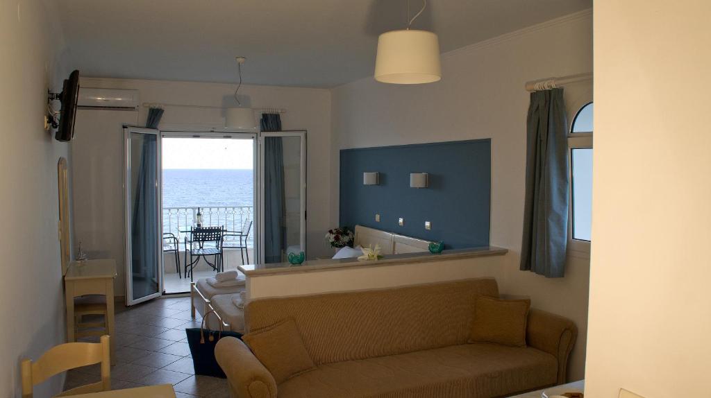 Filanthi Apartments photo