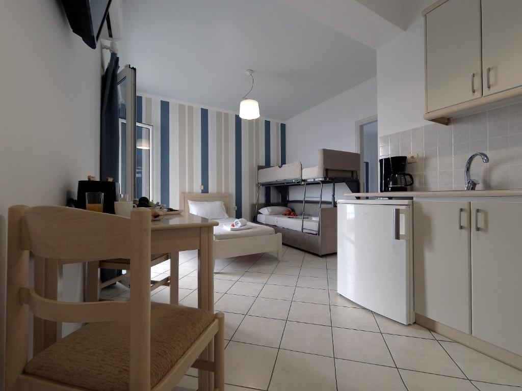 Shower, Filanthi Apartments in Paralia (Fanari)
