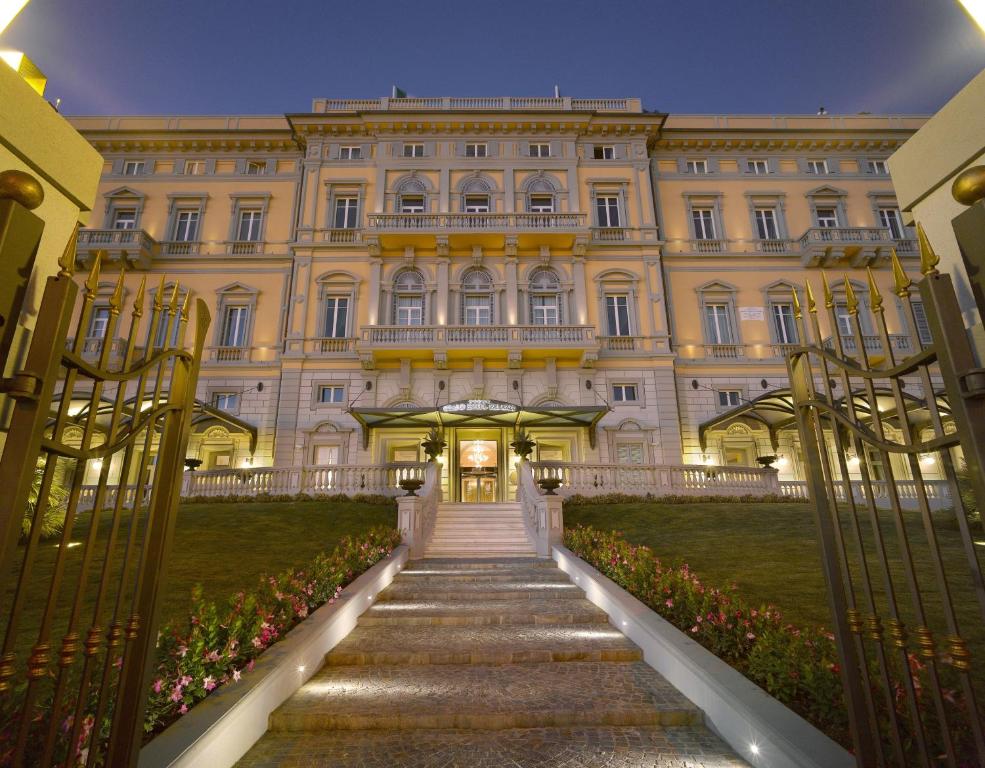 Grand Hotel Palazzo Livorno-MGallery by Sofitel Photo 8