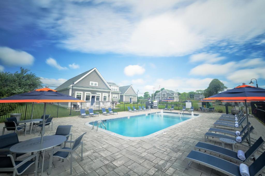 The East Island Reserve Hotel photo