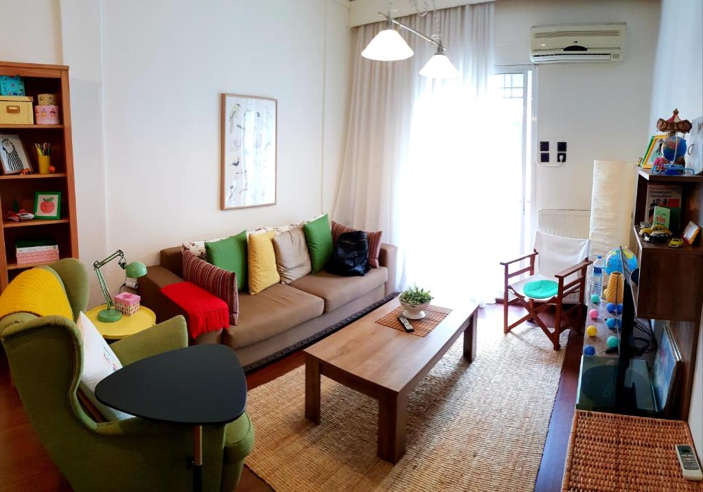 Octagon Apartments, Nilie Hospitality MGMT