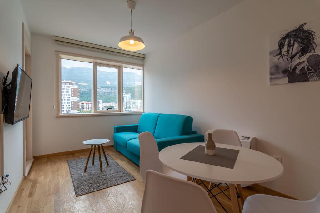 Luxury Seaside Apartments - 3