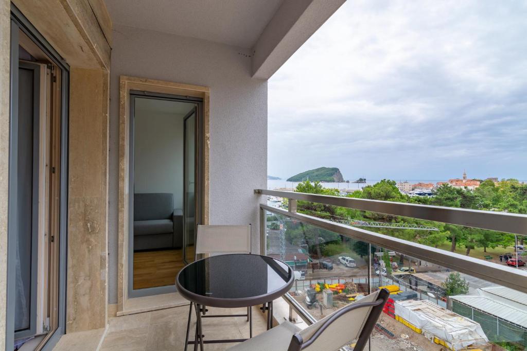 Lungomare Lux Apartments - 4