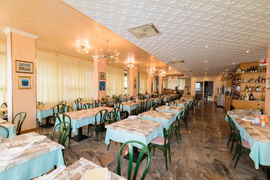 Hotel Marco Polo — Restauracje i bary in Rimini, Emilia-Romania
