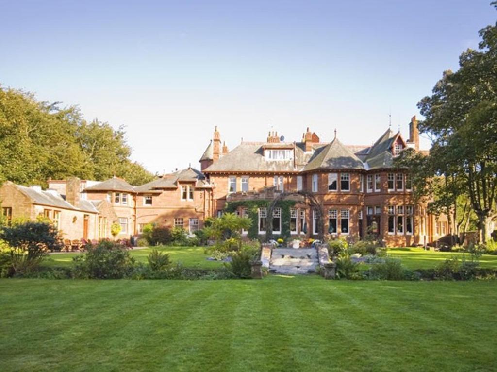 Savoy Park Hotel — Hotel in Ayr