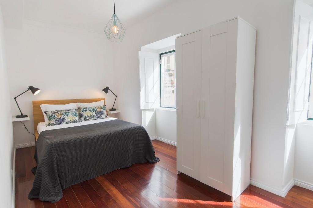 LovelyStay - Bica Patio Duplex photo