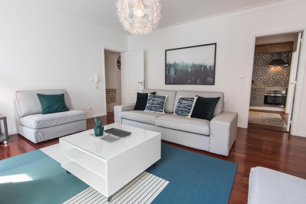 LovelyStay - Bica Patio Duplex photo