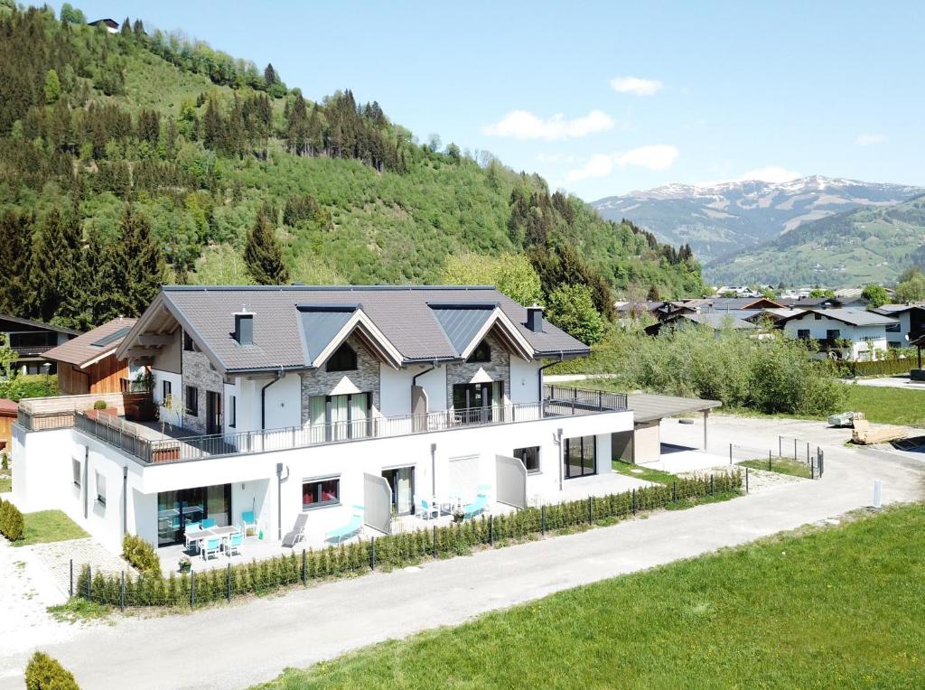 Finest Kitzblick Golf Suites by All in One Apartments - 3