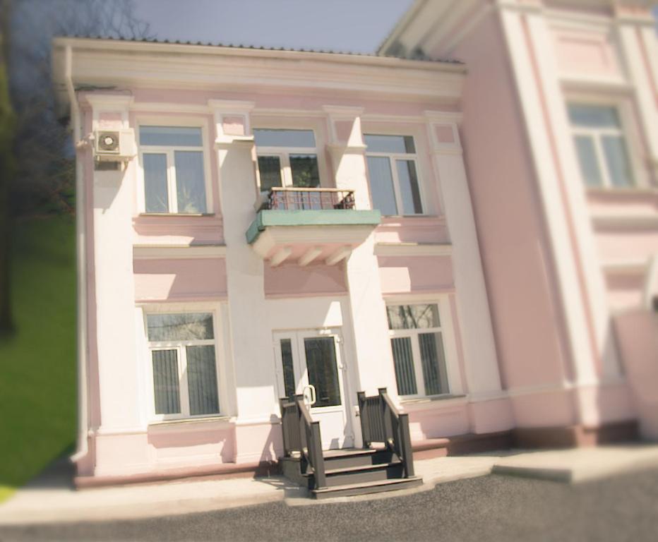 Guest House Rassvet — Hotel in Vladivostok