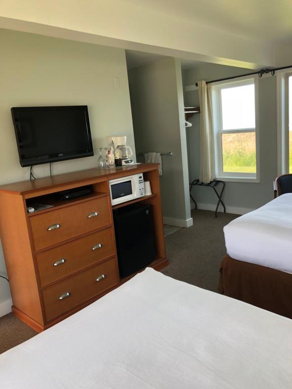 Popular attractions Area Nearby Property