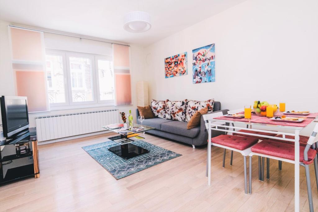 Modern apartment near Cathedral - BEST LOCATION - 5