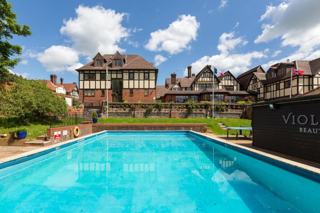 De Rougemont Manor Hotel photo