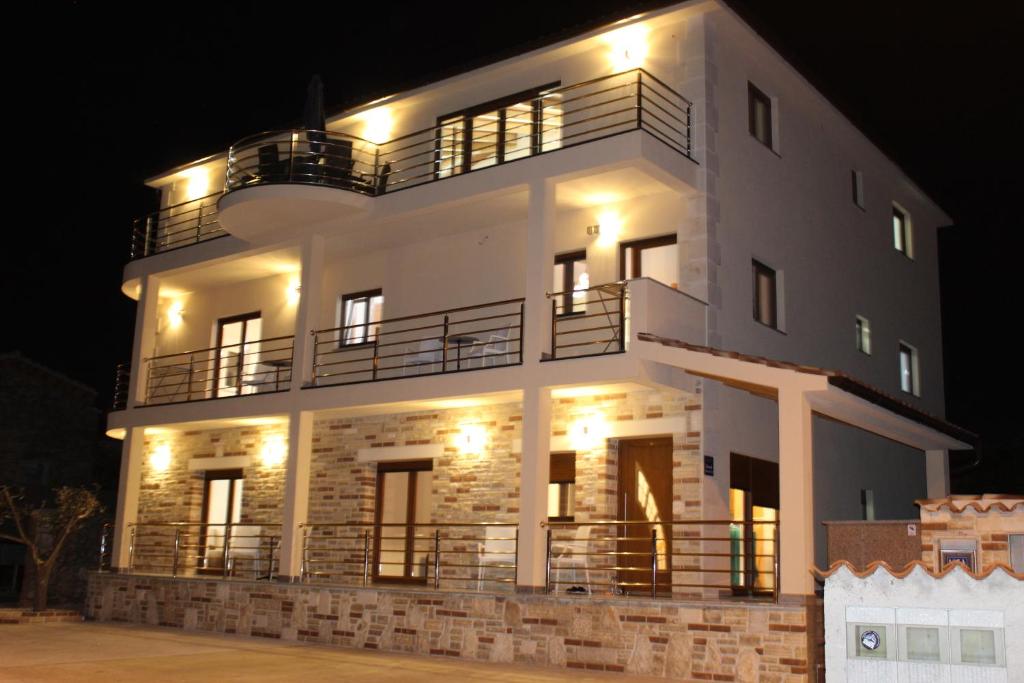 Medulinka apartments photo