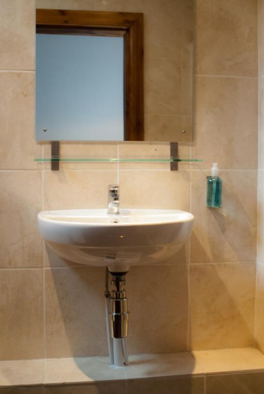 Edinburgh House Hotel photo