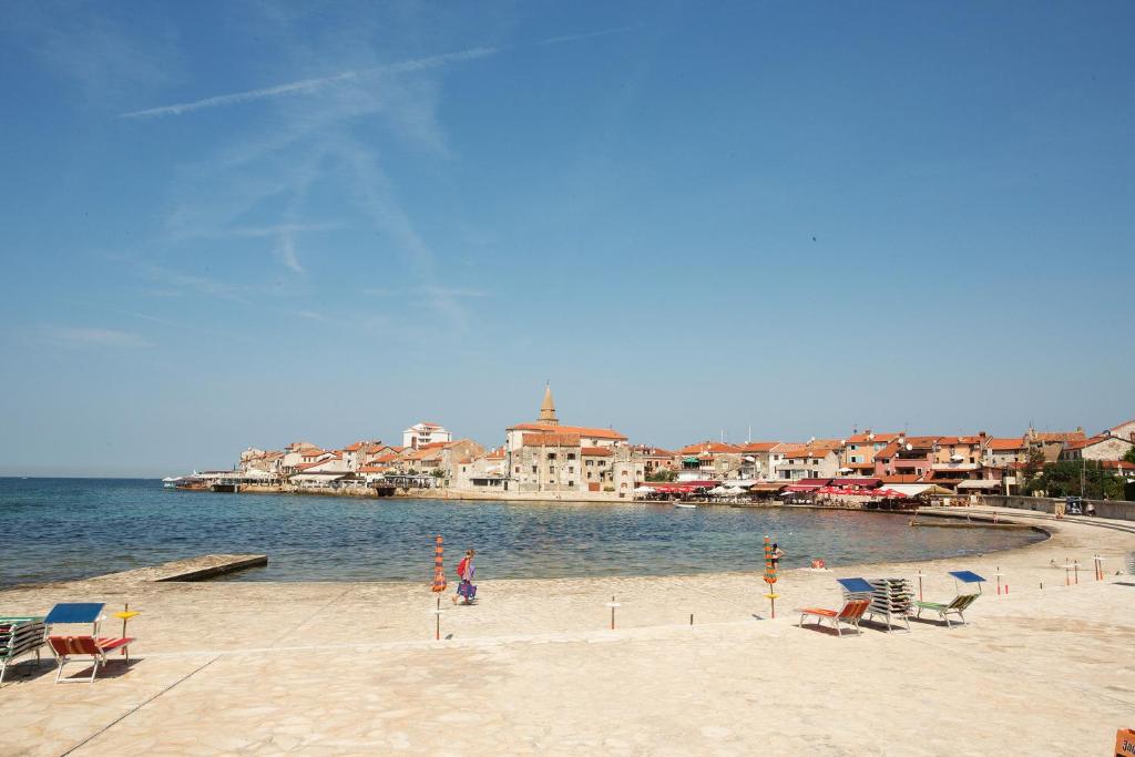 Downtown beach apartments — Hotel in Umag