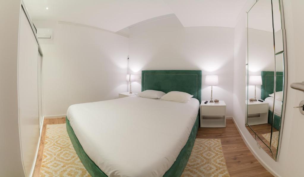 Bracara Guest House "Mosteiro" - "Falperra"