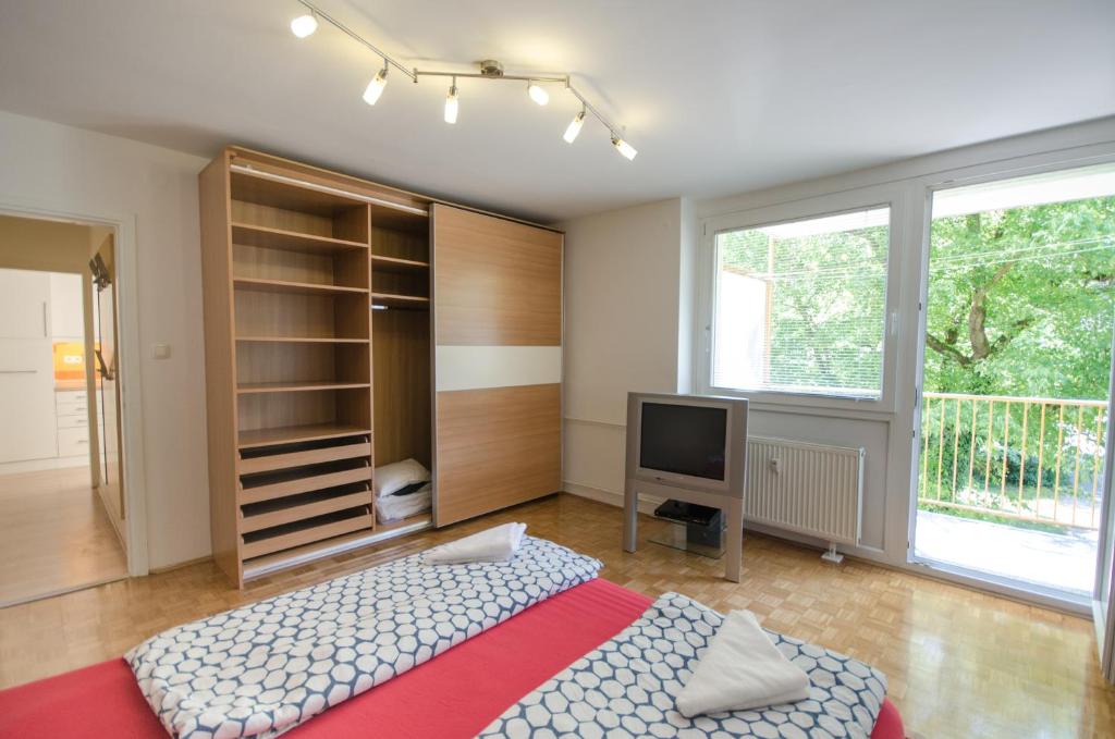 Apartment near the train station photo