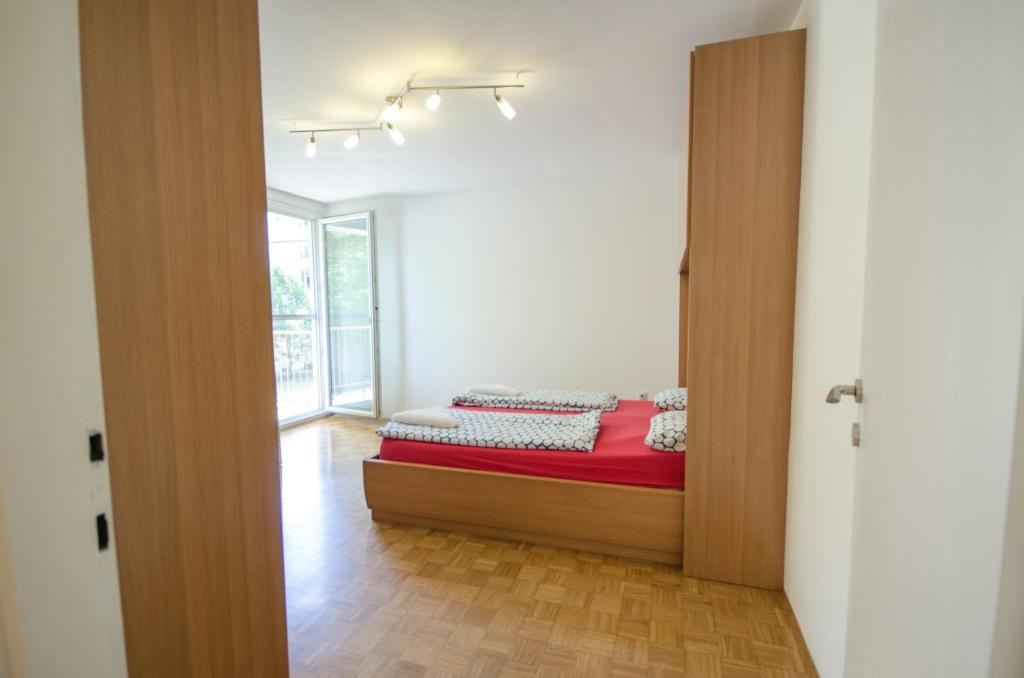 Apartment near the train station photo
