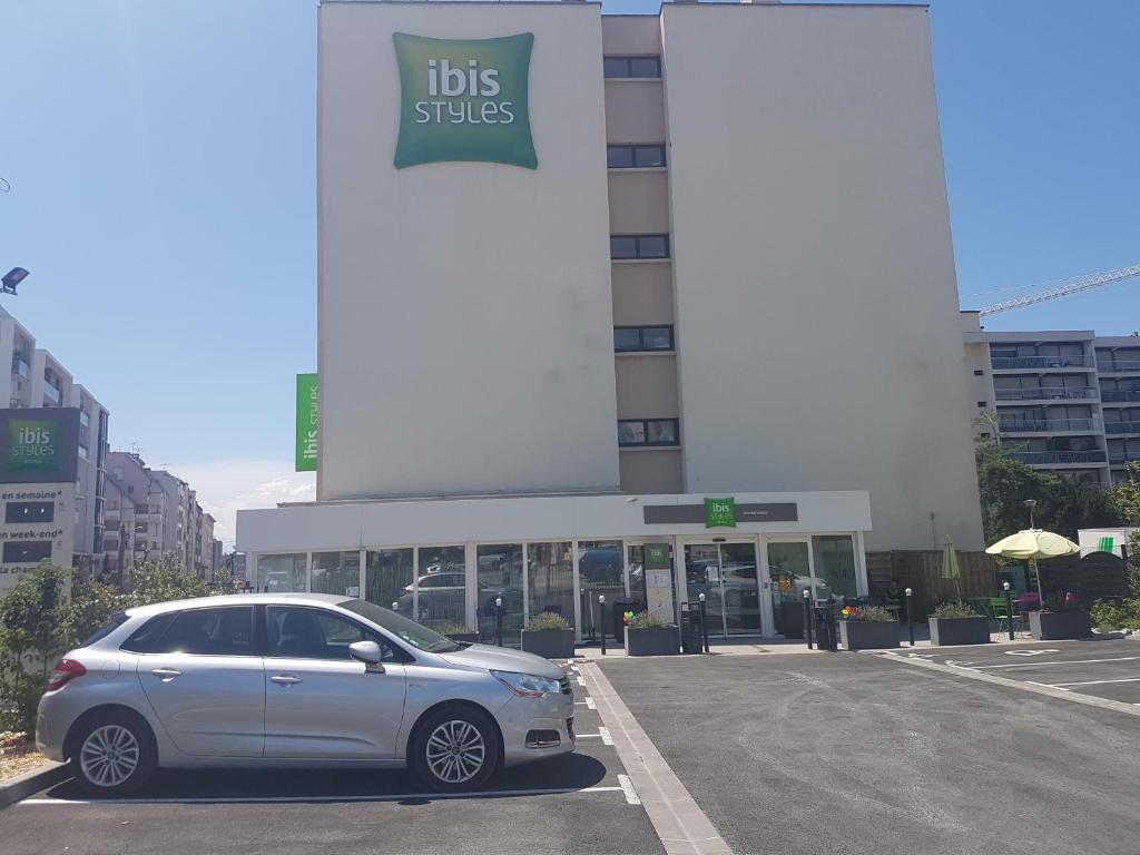 ibis Styles Annemasse Geneve photo