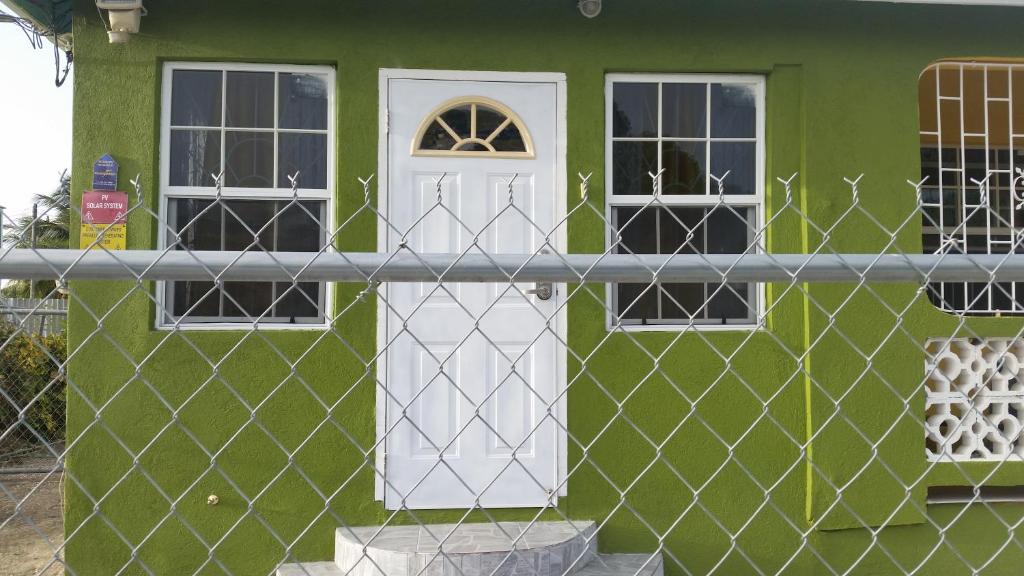 Spacious Colonial, Bridgetown