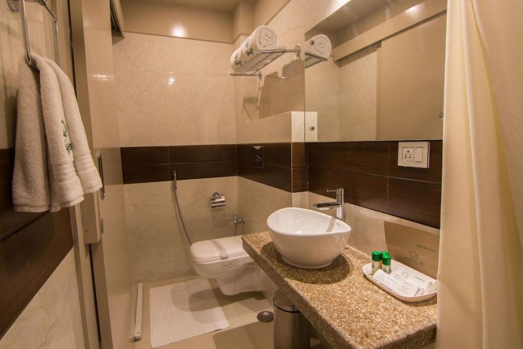 HOTEL HEIGA vns photo
