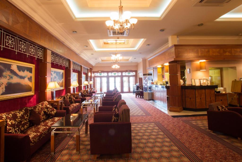 Hamlet Court Hotel, Enfield, Ireland Photos, Room Rates & Promotions