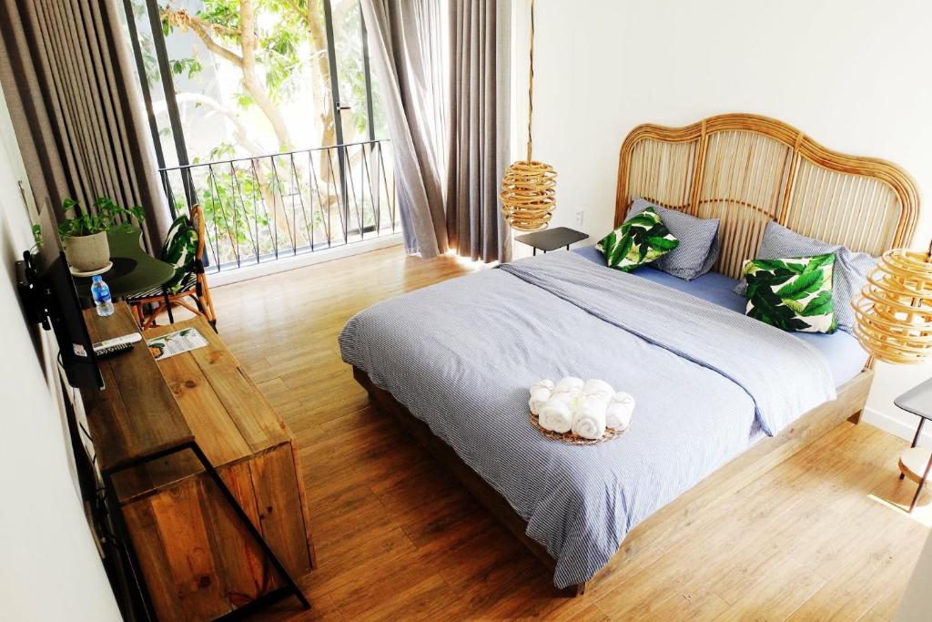 Green River Boutique Home