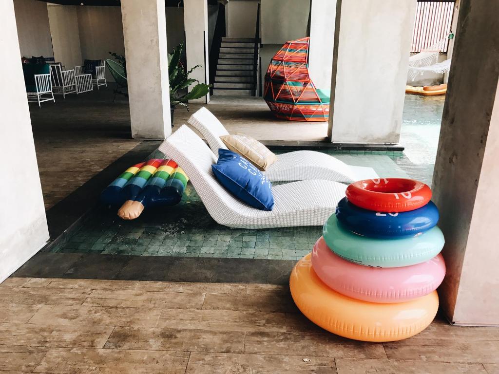 สระว่ายน้ำ