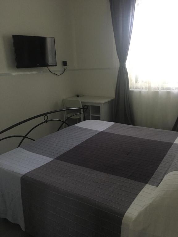 Aeroporto Bellini Rooms - 4