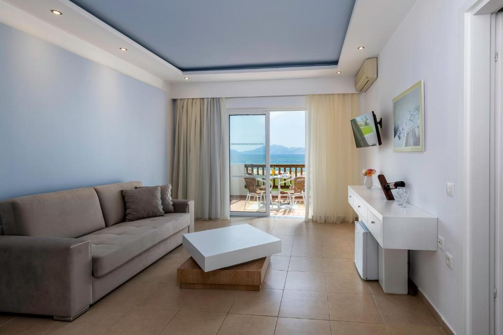 Gaia Royal — Hotel rooms in Mastichari, South Aegean