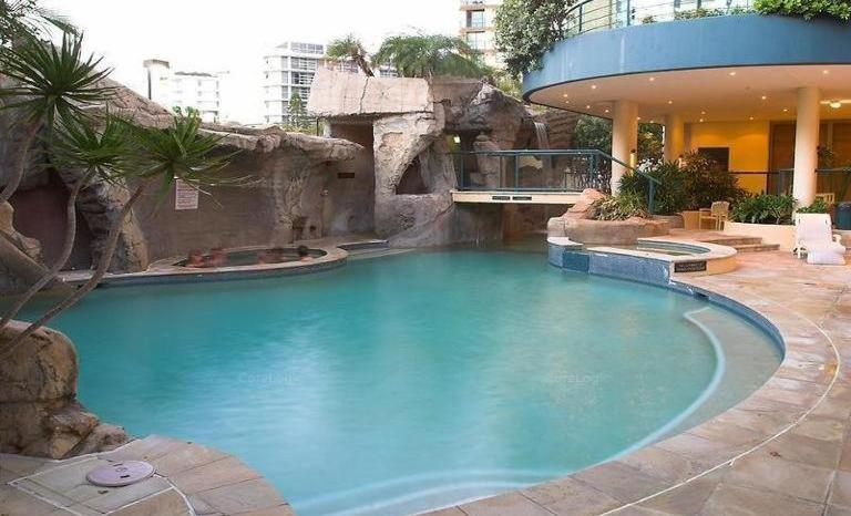 Beachside Mooloolaba Apartment with a View! photo