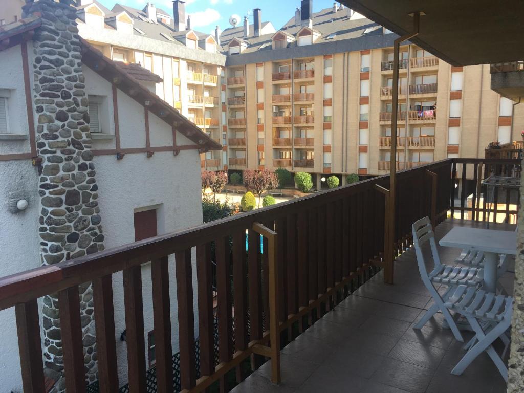 Apartamentos Turisticos Sol y Nieve - 4