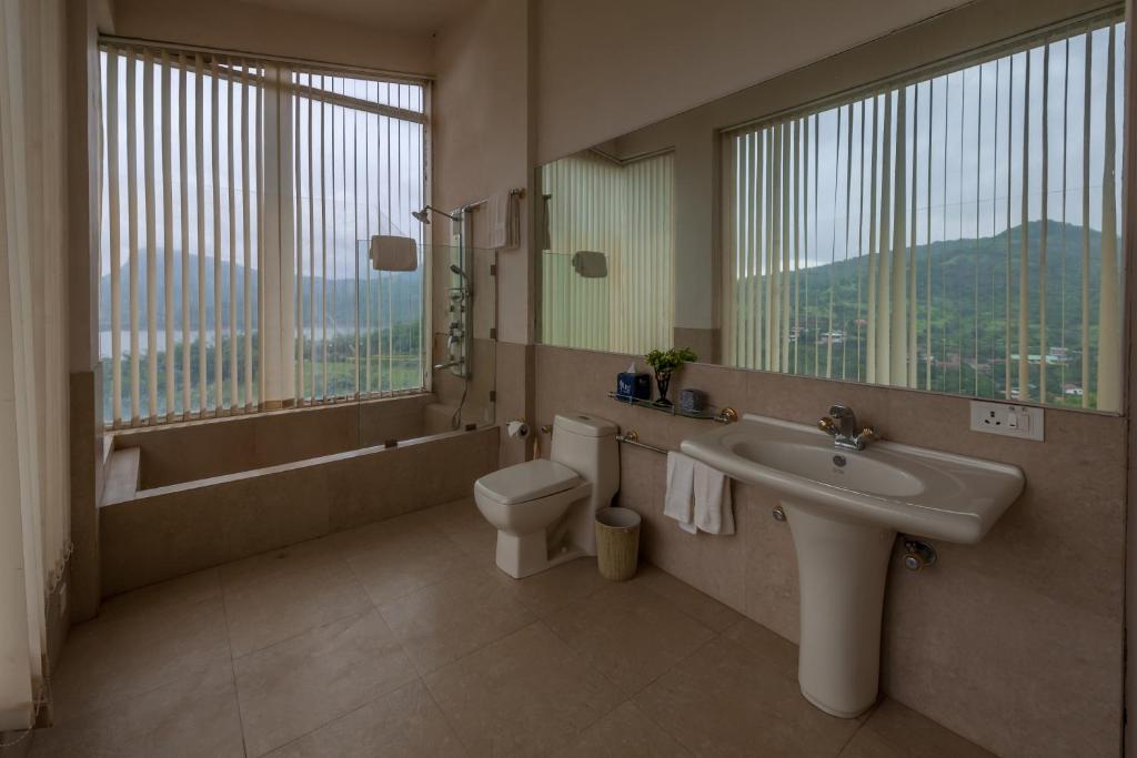 StayVista at The Glass House photo