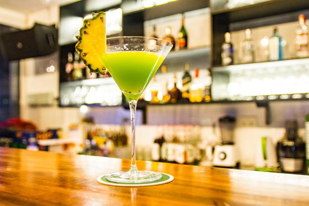 อาหารและเครื่องดื่ม