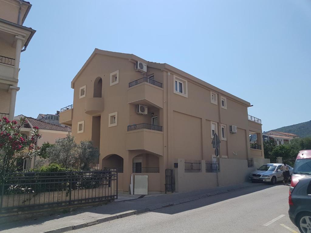 Apartments and Rooms Lijesevic - 3