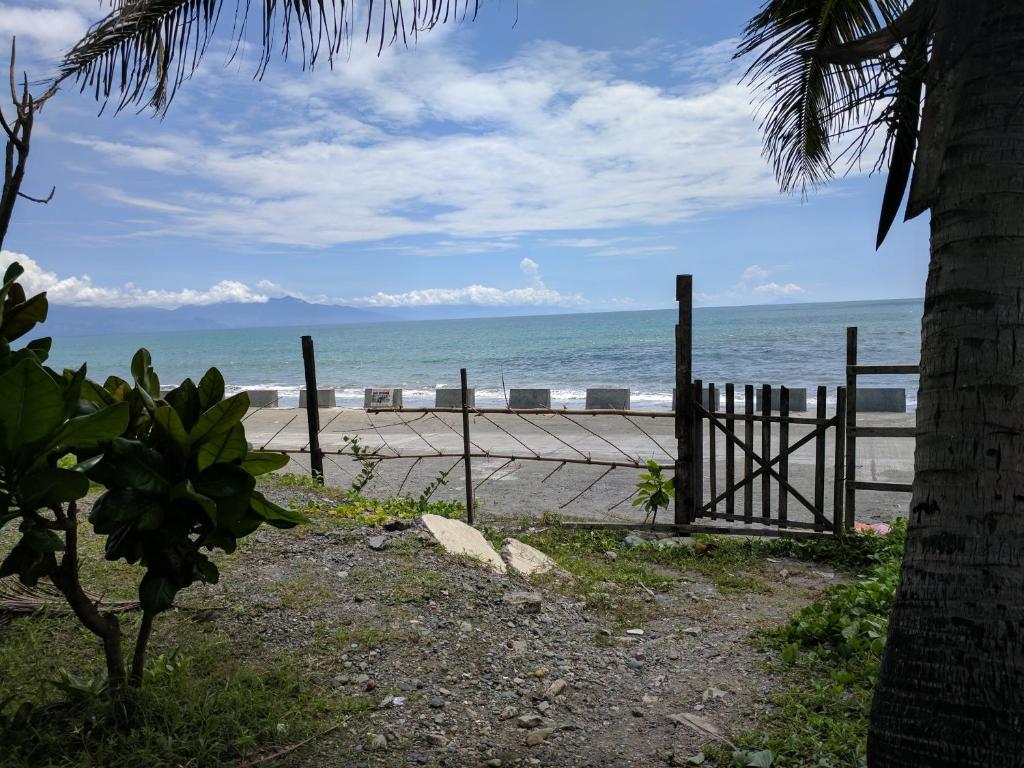 Baler Beachfront House photo