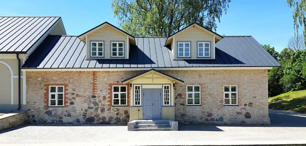 Pajusi Mõisa Külalistemaja, hotel in Põltsamaa