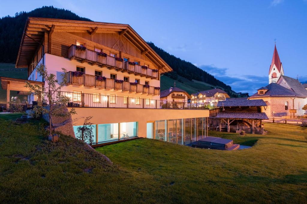 Berghotel Alpenfrieden - 2