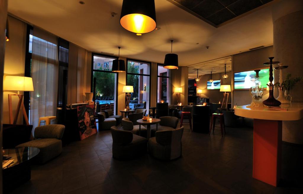 Bar/lounge