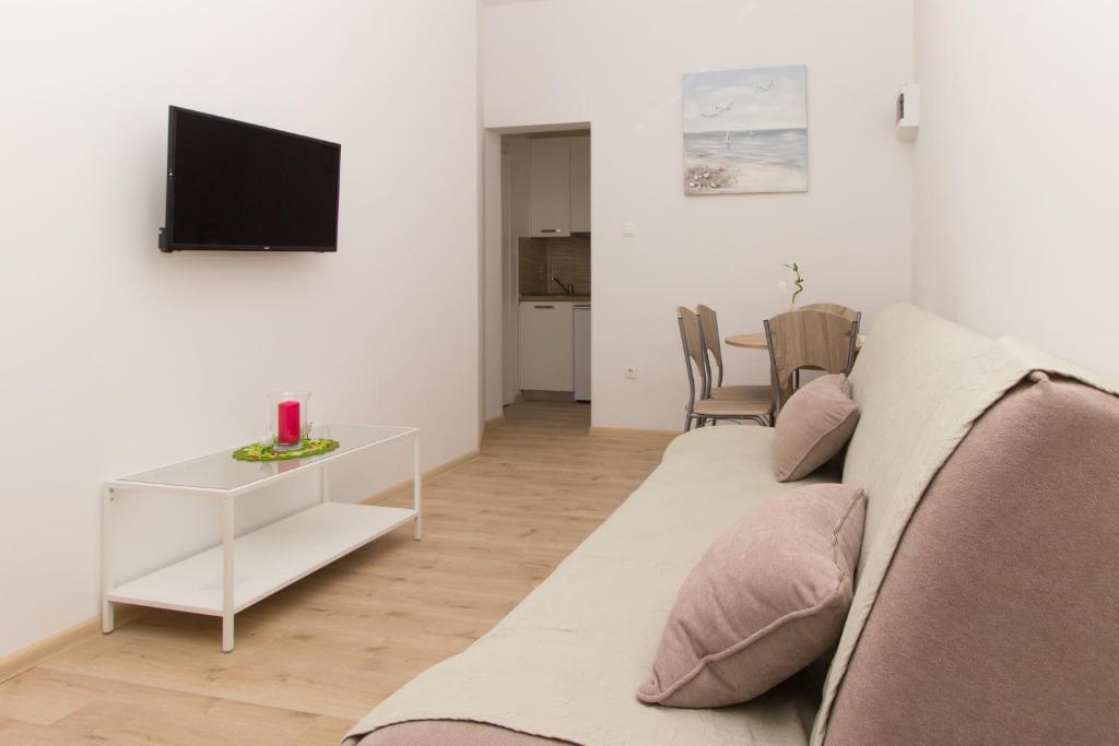 Kike 80 — Hotel in Split
