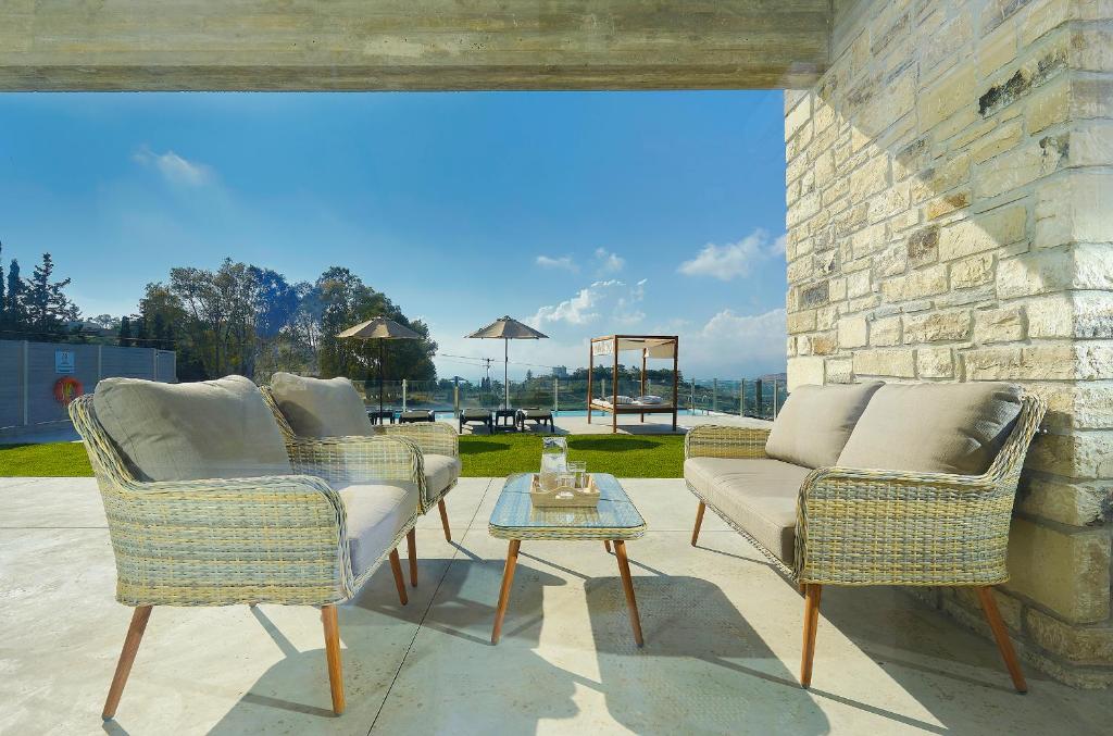 Kouros n' Kori Villas photo