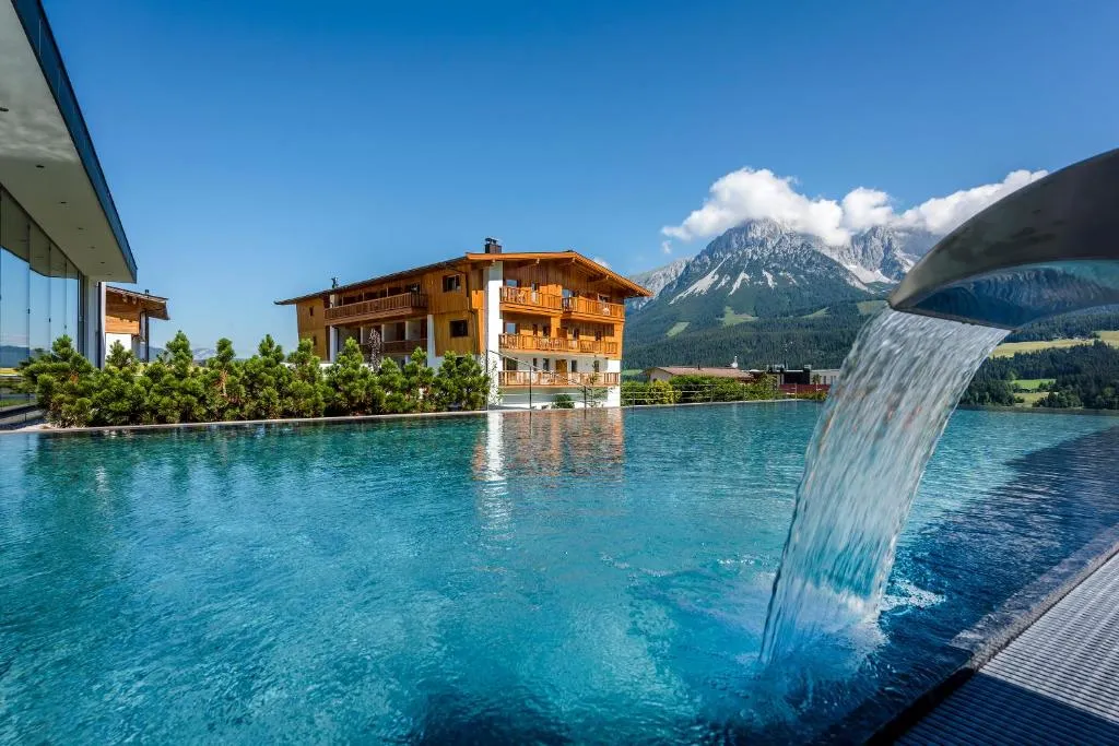 Hotel Der Bär, hotel in Ellmau