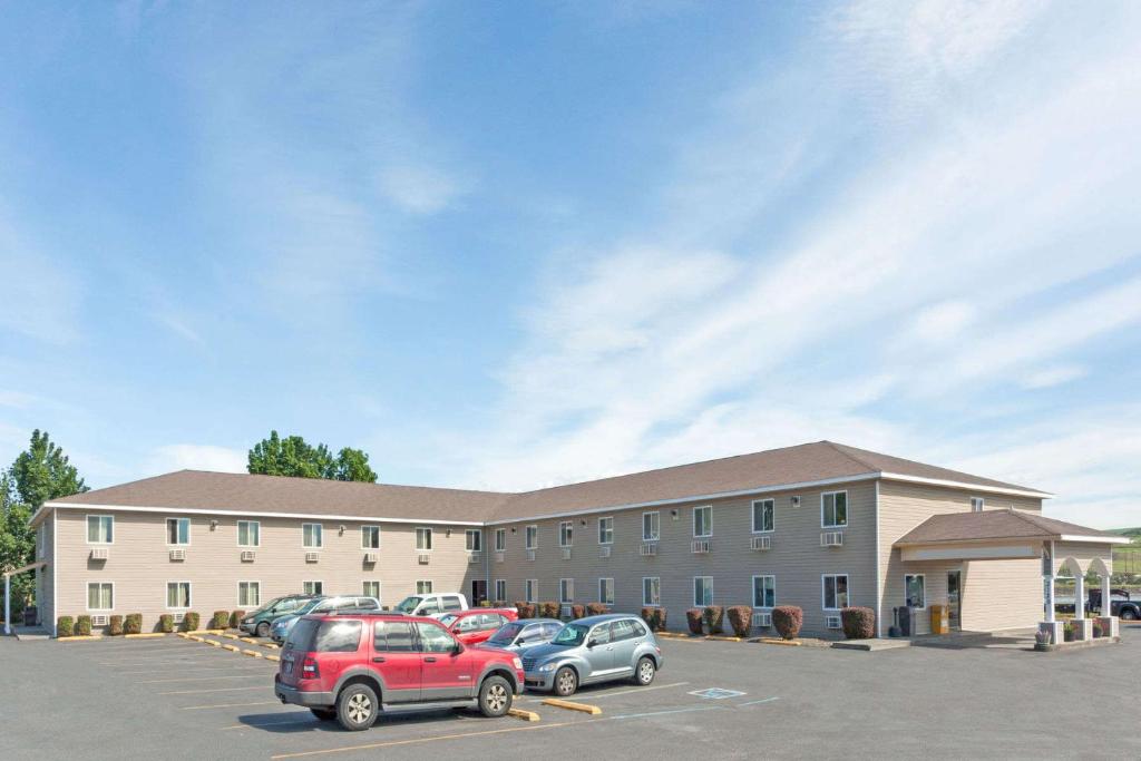 Super 8 by Wyndham Lewiston, Lewiston