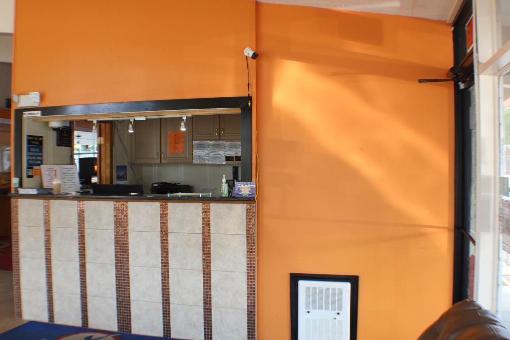 Americas Best Value Inn Geneva photo