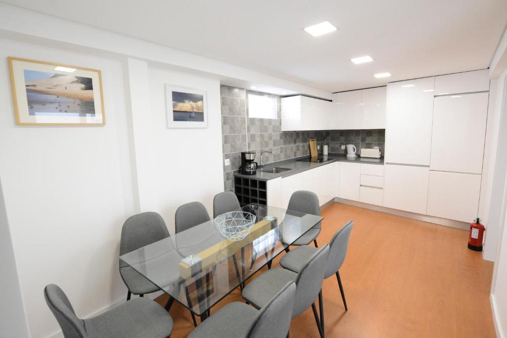 LUXURY Golden River Apartment - In the Heart of city center and wine cellars 전경