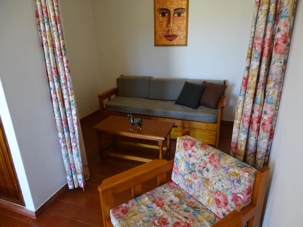 Falfeira Apartments photo